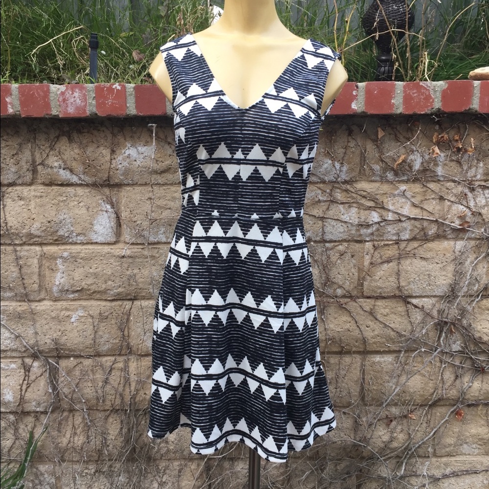 H & M extra small geometric capri XS dress